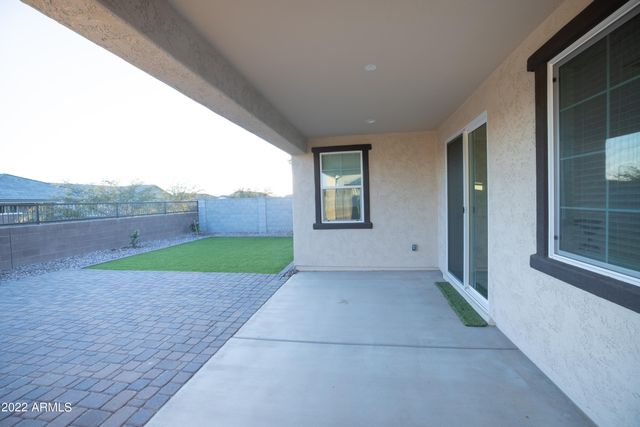 8437 W MEDLOCK Drive 035, Glendale, AZ 85305