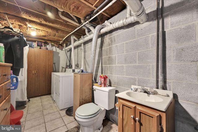 512 SCHOOL DR, Fredericksburg, PA 17026