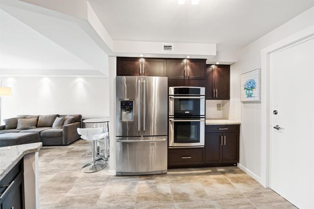 3800 GALT OCEAN Drive 1009, Fort Lauderdale, FL 33308
