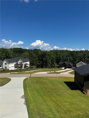 234 Janda Hill Drive, Seneca, SC 29672