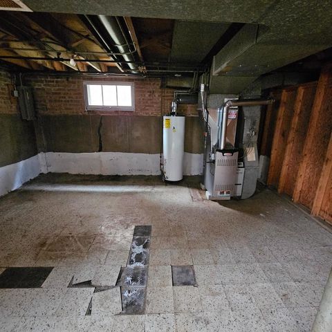 4804 S Lamon Avenue, Chicago, IL 60638