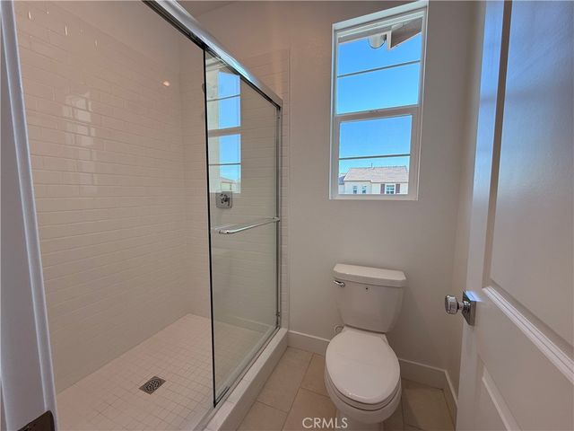 29635 Corte Ballenas, Valencia, CA 91354