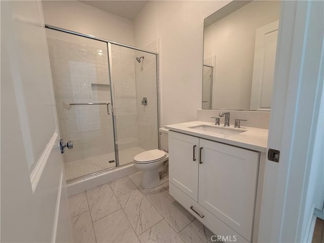 29635 Corte Ballenas, Valencia, CA 91354