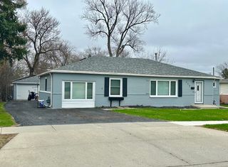 725 CUMBERLAND Street, Hoffman Estates, IL 60169