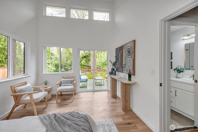 560 NE Alder Street, Issaquah, WA 98027