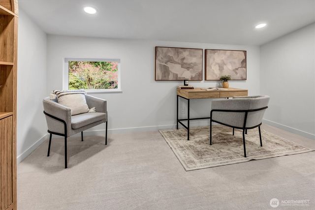 560 NE Alder Street, Issaquah, WA 98027