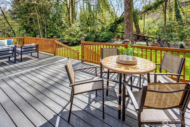 560 NE Alder Street, Issaquah, WA 98027