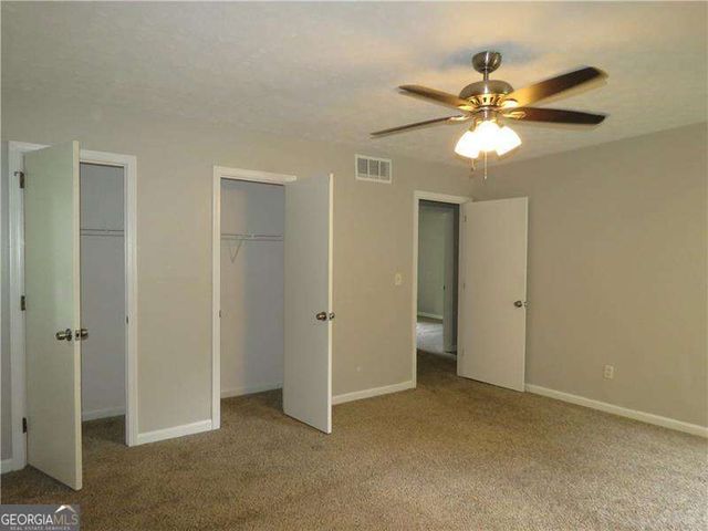 467 PINEBURR Lane, Stone Mountain, GA 30087