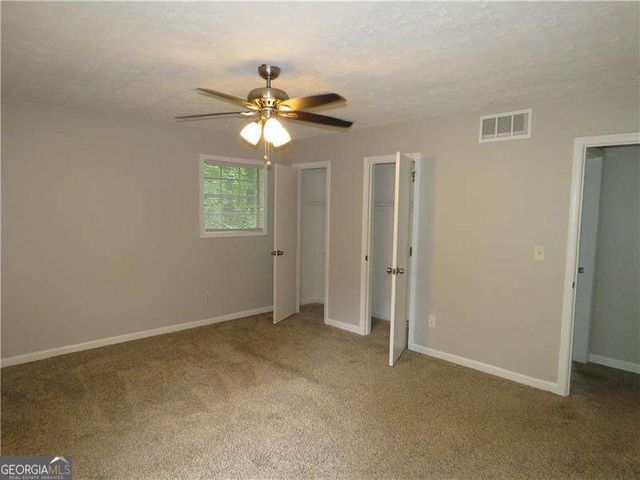 467 PINEBURR Lane, Stone Mountain, GA 30087