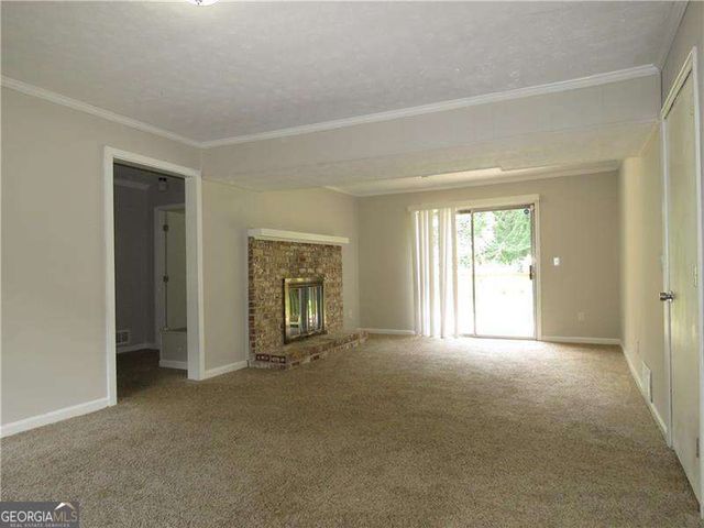 467 PINEBURR Lane, Stone Mountain, GA 30087