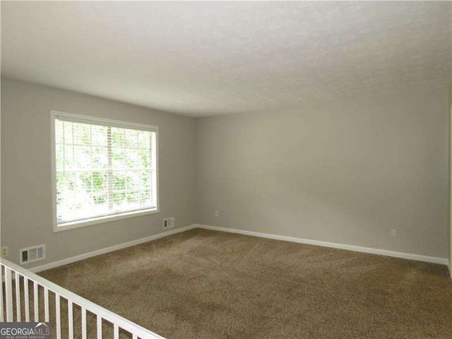 467 PINEBURR Lane, Stone Mountain, GA 30087