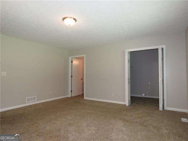 467 PINEBURR Lane, Stone Mountain, GA 30087