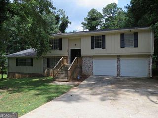 467 PINEBURR Lane, Stone Mountain, GA 30087