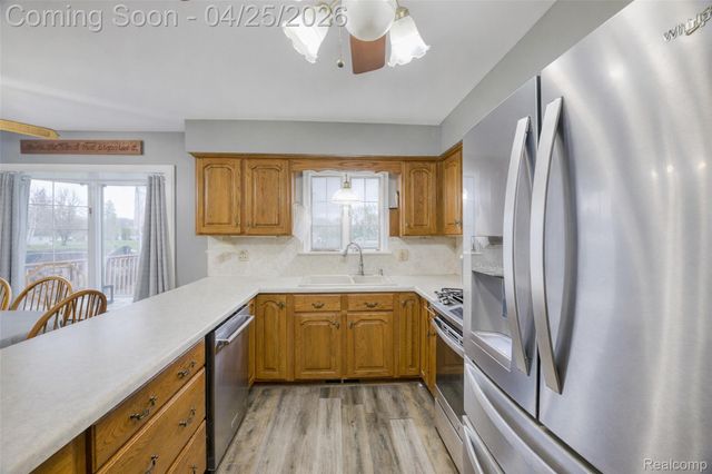 7461 Biscayne Avenue, White Lake Charter Township, MI 48383