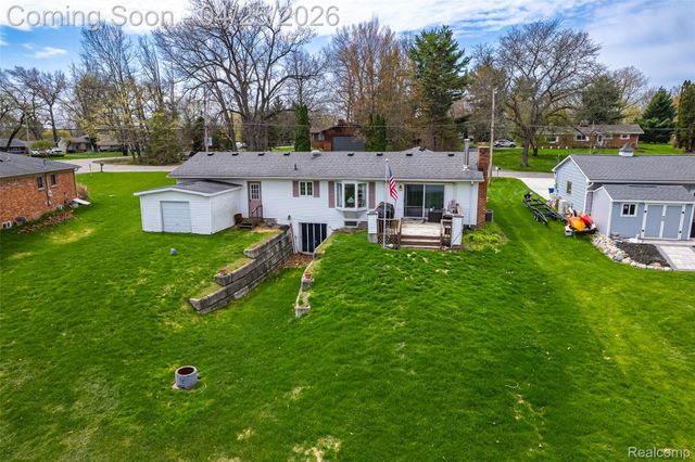 7461 Biscayne Avenue, White Lake Charter Township, MI 48383