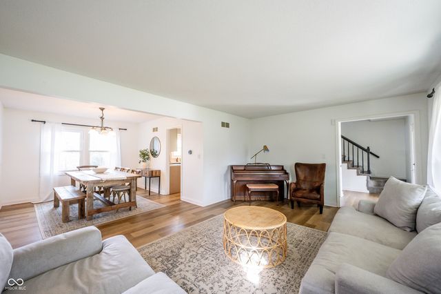 108 Downing Court, Noblesville, IN 46060