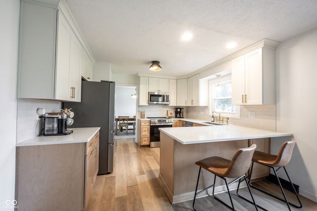 108 Downing Court, Noblesville, IN 46060