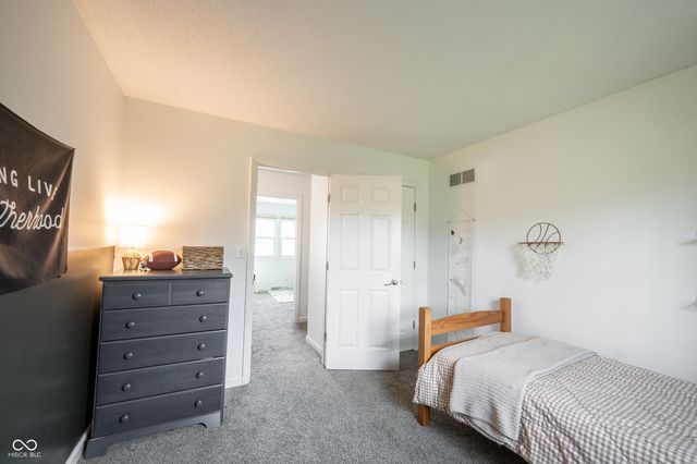 108 Downing Court, Noblesville, IN 46060