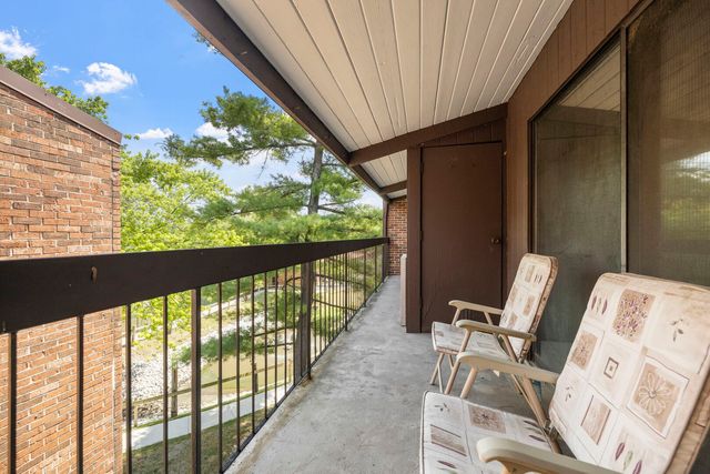 14505 Central Court PH4, Oak Forest, IL 60452