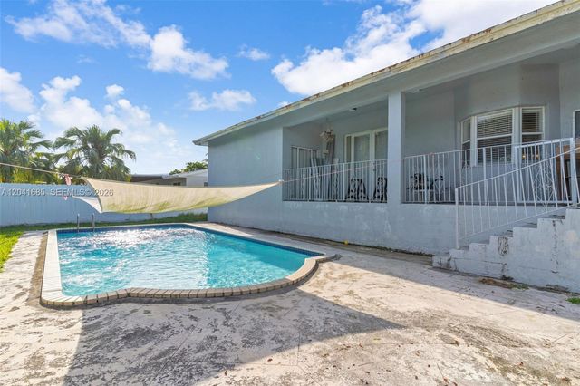 7950 SW 196th Ter, Cutler Bay, FL 33189