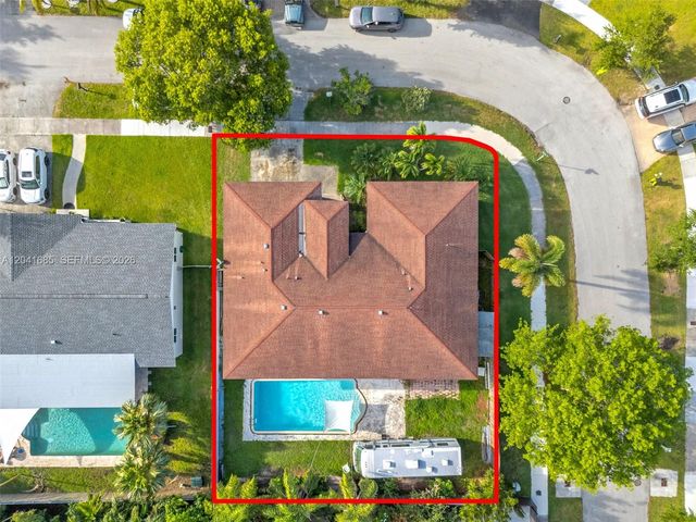 7950 SW 196th Ter, Cutler Bay, FL 33189