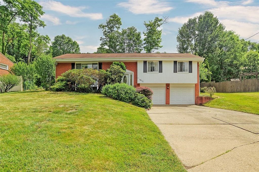 1617 Old Beulah Road, Churchill Boro, PA 15235