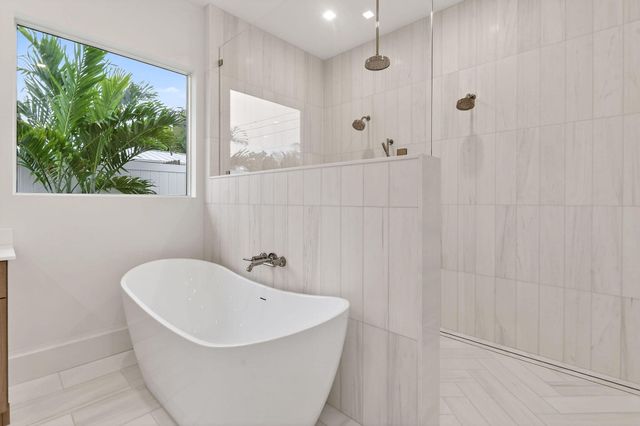 192 River Drive, Jupiter, FL 33469