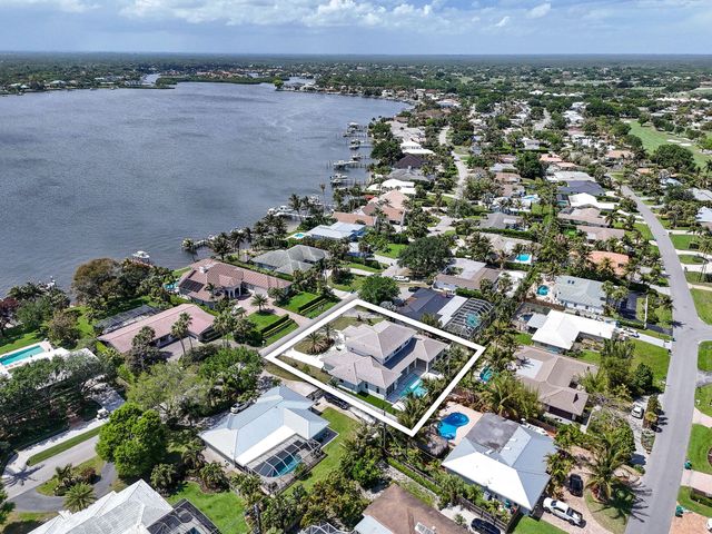 192 River Drive, Jupiter, FL 33469