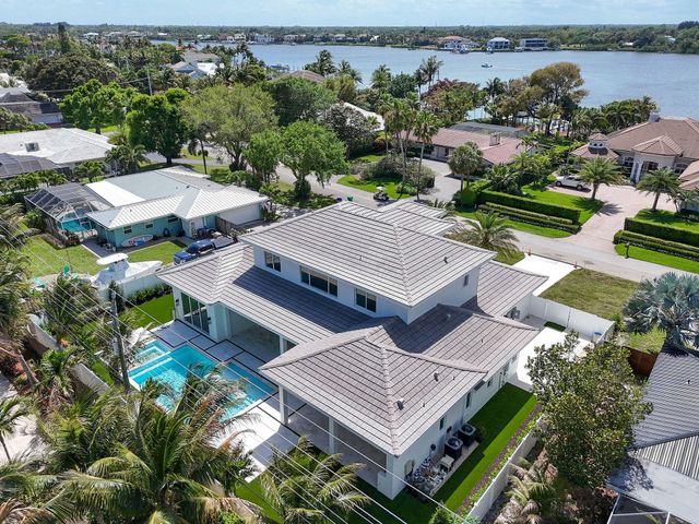 192 River Drive, Jupiter, FL 33469