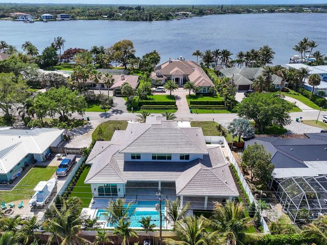 192 River Drive, Jupiter, FL 33469
