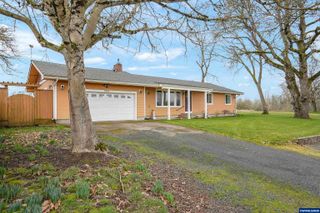 30596 Horseshoe Dr SW, Albany, OR 97321