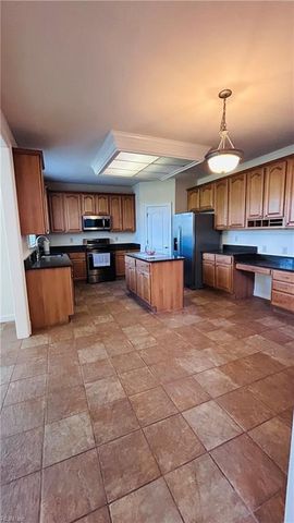 2352 Fenwick WAY, Virginia Beach, VA 23453