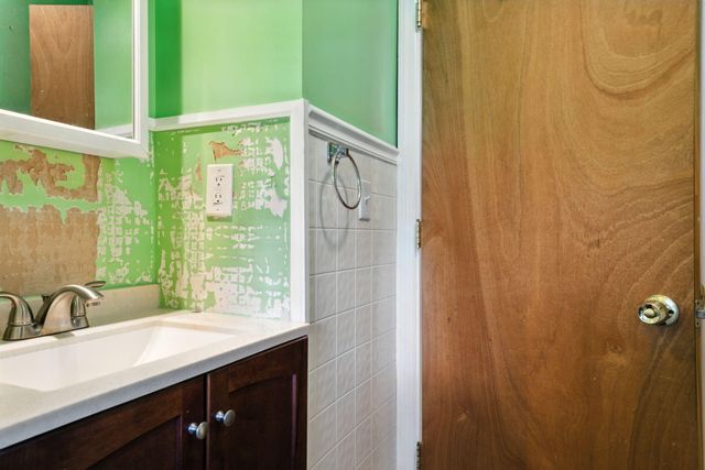 300 Lenawee Street, Durand City, MI 48429