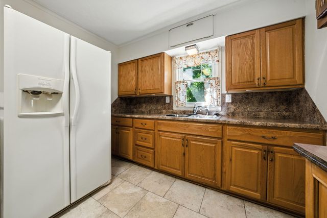 300 Lenawee Street, Durand City, MI 48429