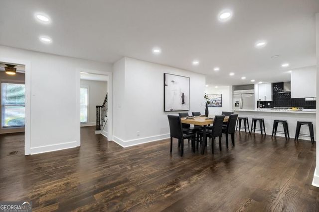 2368 Fenhurst Place, Dunwoody, GA 30338