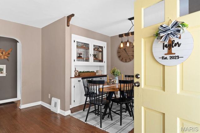 14 N 41st Street, Belleville, IL 62226