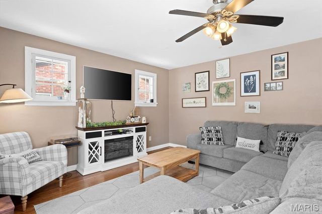 14 N 41st Street, Belleville, IL 62226