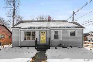 14 N 41st Street, Belleville, IL 62226