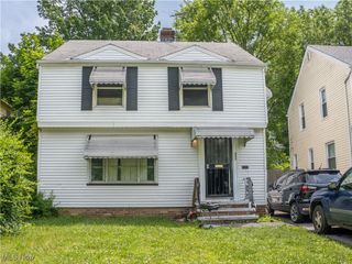 931 Yellowstone Road, Cleveland, OH 44121