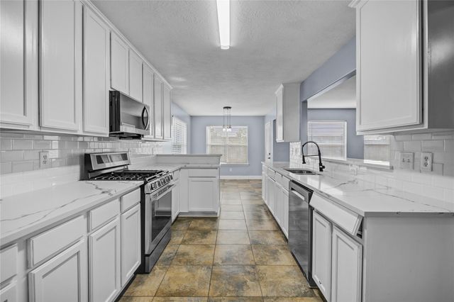 6418 Patridge Drive, Pearland, TX 77584