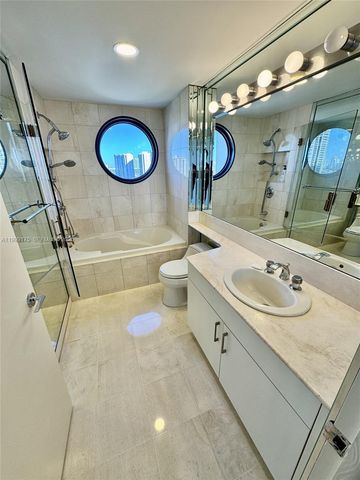 2000 Island Boulevard 1801, Aventura, FL 33160