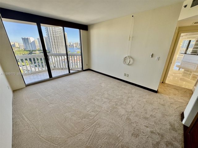2000 Island Boulevard 1801, Aventura, FL 33160