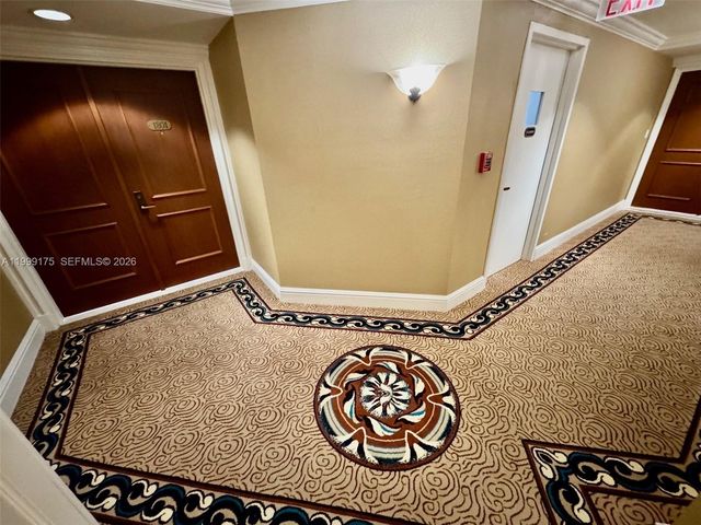 2000 Island Boulevard 1801, Aventura, FL 33160