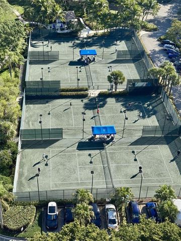 2000 Island Boulevard 1801, Aventura, FL 33160