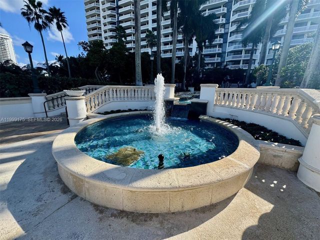 2000 Island Boulevard 1801, Aventura, FL 33160