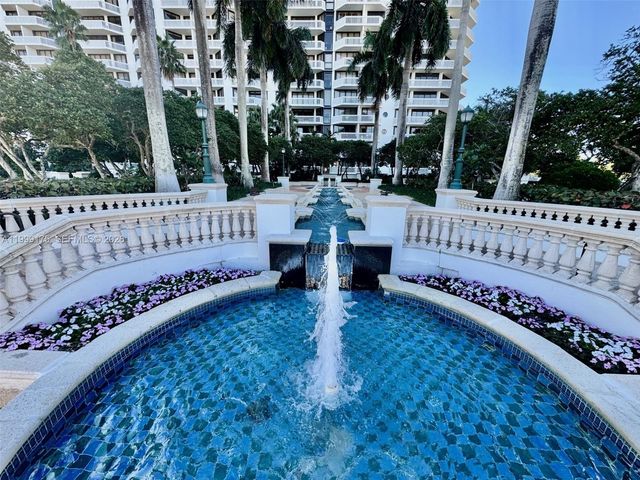 2000 Island Boulevard 1801, Aventura, FL 33160