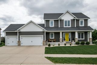 2332 Jasper Place NE, Rochester, MN 55906