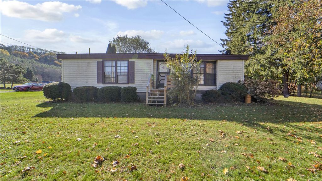 12 Warner Avenue, Cohocton, NY 14826