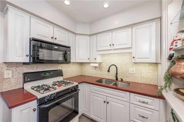 1134 Mississippi Ave, Dormont, PA 15216