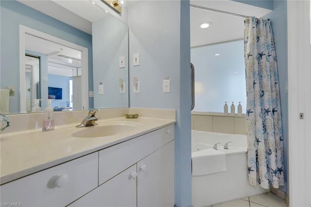 8771 Estero BLVD # 906, Fort Myers Beach, FL 33931